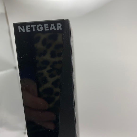 Net Gear Modem - Picture 2 of 3